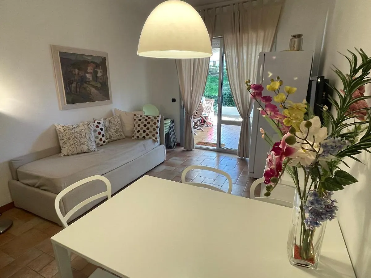 Casa Roberta Con Favolosa Terrazza Privata Caorle 0*,